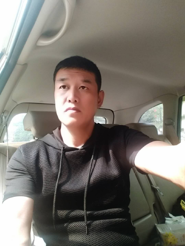 深爱的疯子的第一张照片--南靖相亲网