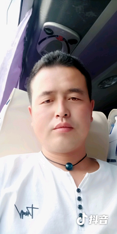 瞬间被爱上的第一张照片--南靖相亲网