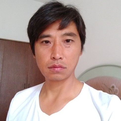 莞尔一笑的第一张照片--南靖相亲网