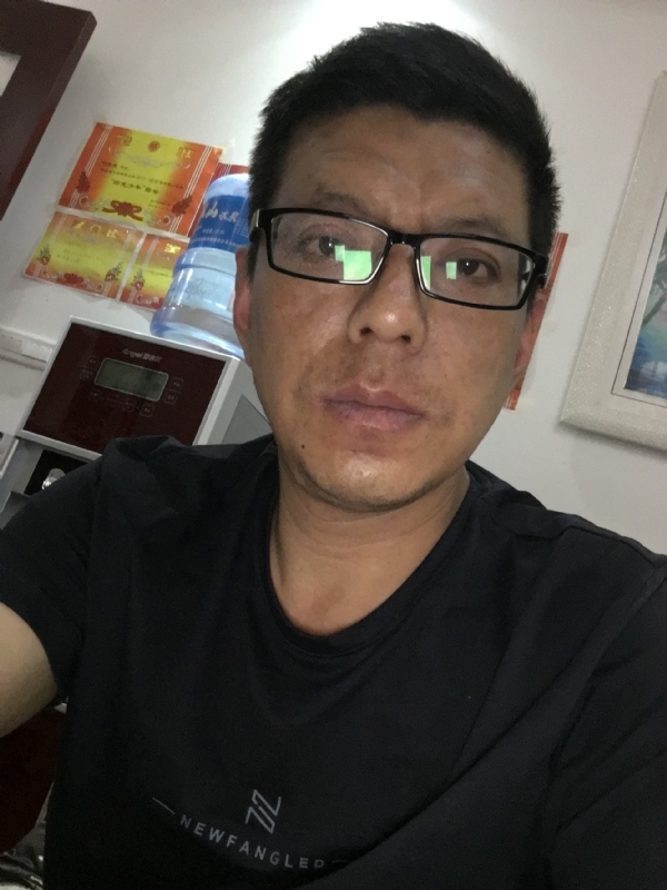 牵手的第三张照片--南靖相亲网