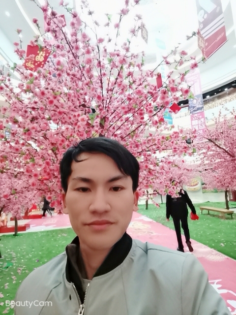 单身一人的第一张照片--南靖相亲网