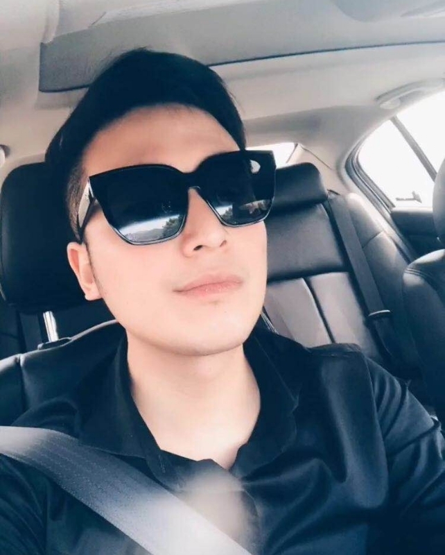 沉稳的第一张照片--南靖相亲网