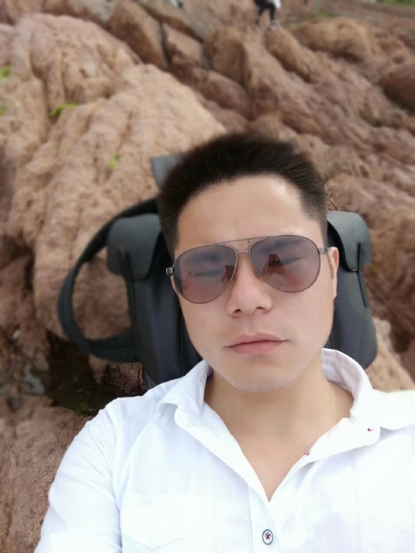 易听的第二张照片--南靖相亲网