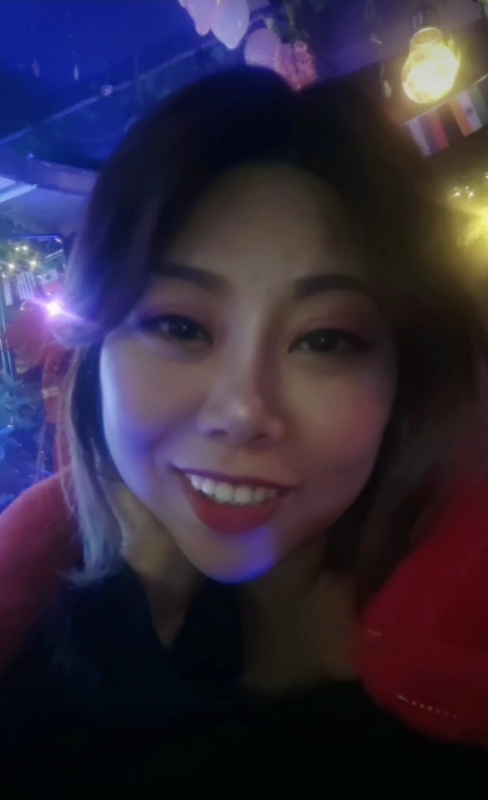 收快递的费仙女的第一张照片--南靖相亲网