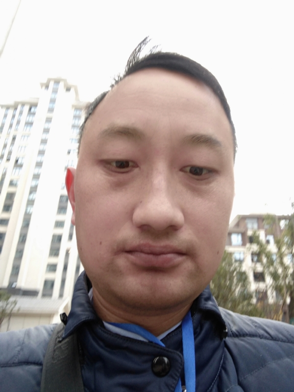 老男人的第一张照片--南靖相亲网