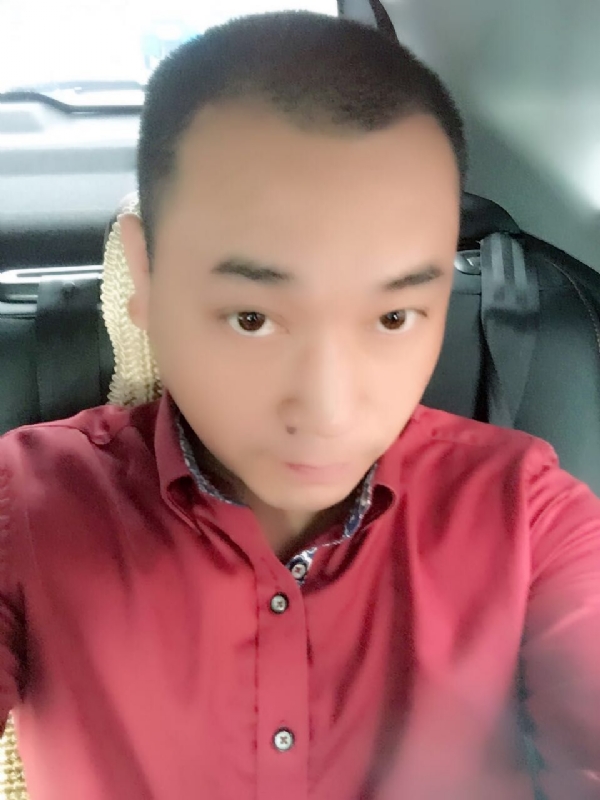 在一个路口等的第一张照片--南靖相亲网