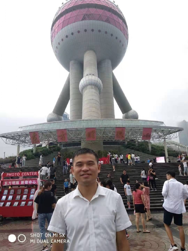 小猫吃老鼠的第一张照片--南靖相亲网