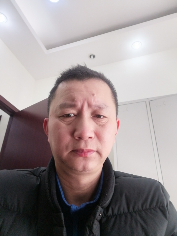 相视而笑的第一张照片--南靖相亲网