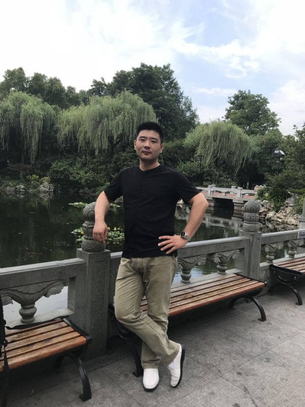 未来可期的第一张照片--南靖相亲网