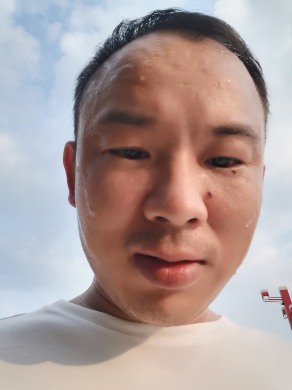 唐老鸭的第一张照片--南靖相亲网