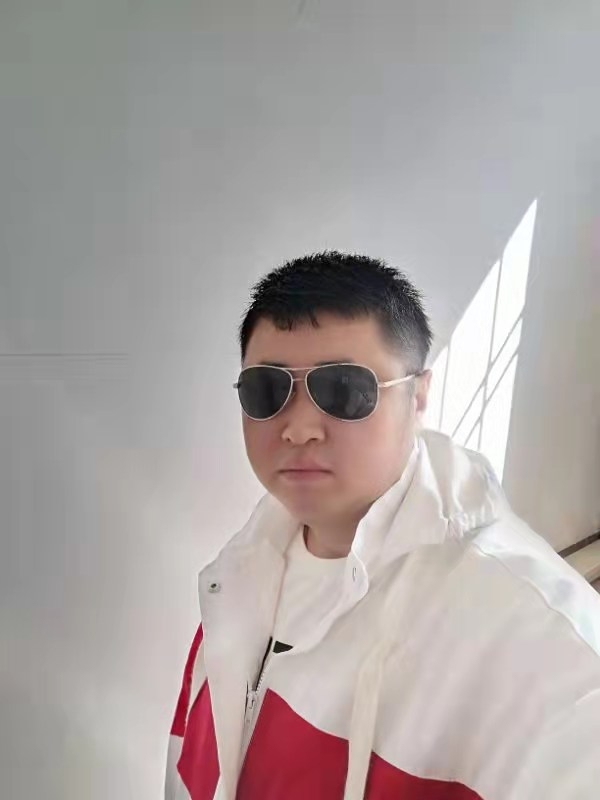 大漠叔叔的第一张照片--南靖相亲网