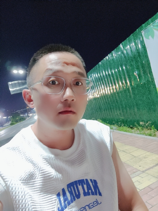 清风烈酒的第一张照片--南靖相亲网
