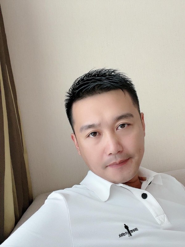 笑望人非的第一张照片--南靖相亲网