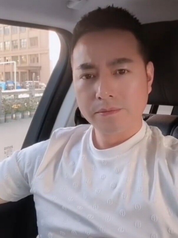 勿忘初心的第一张照片--南靖相亲网