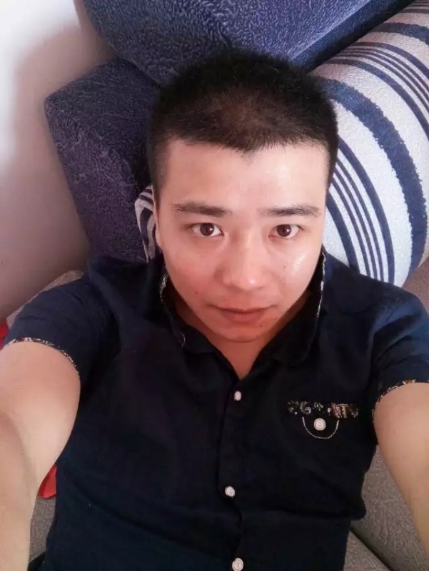 漫步的面包的第一张照片--南靖相亲网