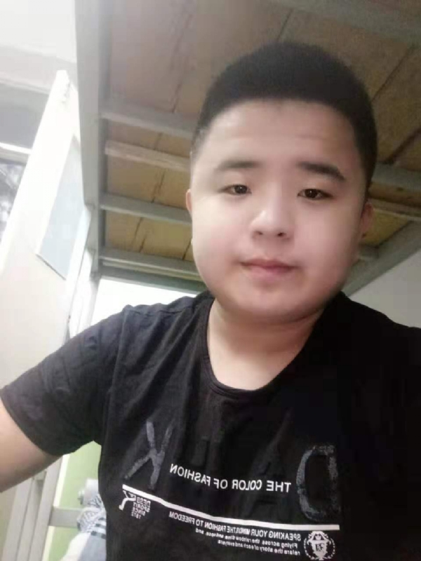 打小就爱淘气的第一张照片--南靖相亲网