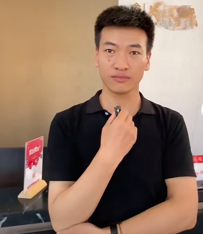 一杯梁白开的第一张照片--南靖相亲网