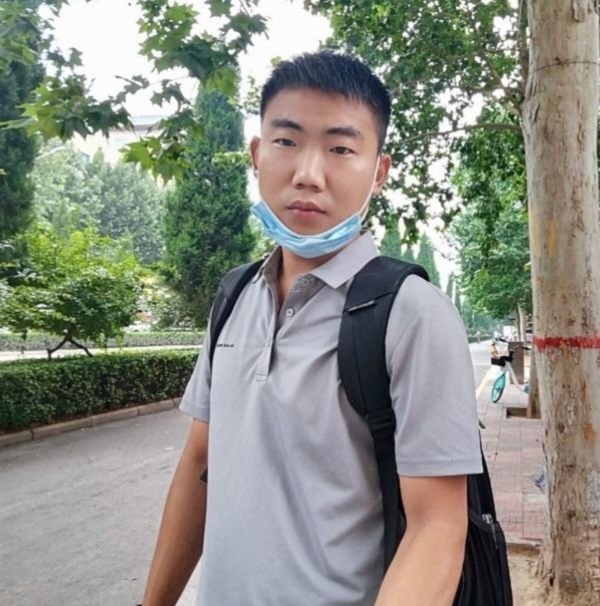 90年男征婚的第一张照片--南靖相亲网