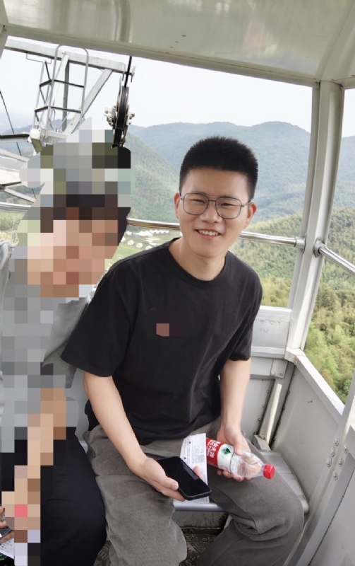 奔奔笨笨的第一张照片--南靖相亲网