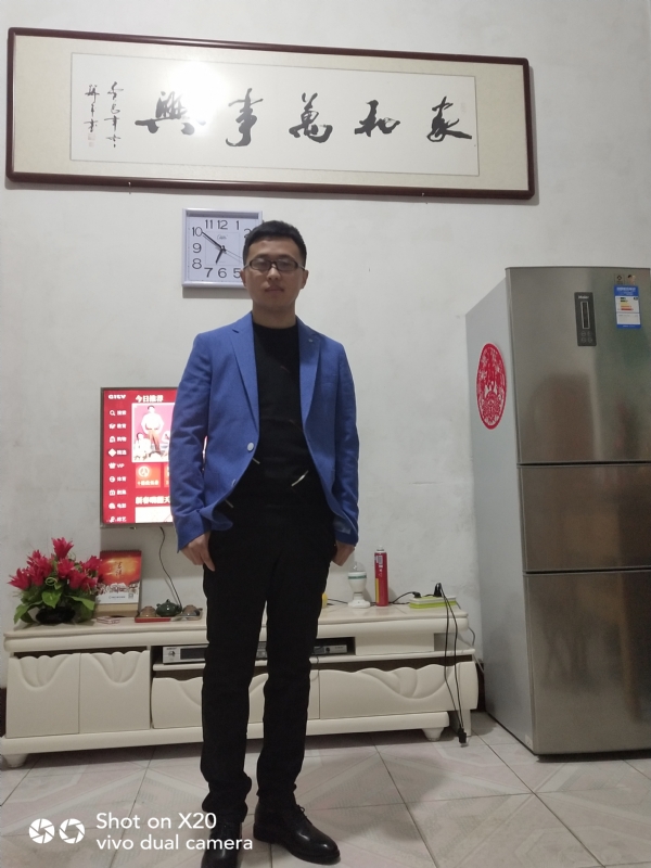 孤独的狼的第一张照片--南靖相亲网